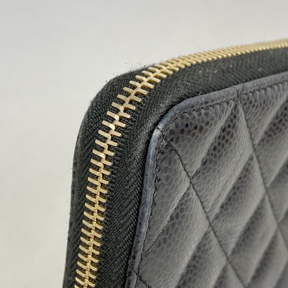 CHANEL Authentic Black Caviar Leather Wallet - Picture 6 of 8